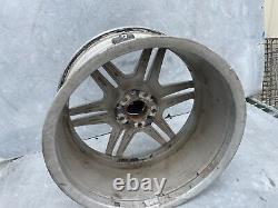 2010-2011 MERCEDES E-CLASS W212 AMG WHEEL RIM 9.5JX18 With SENSOR A2124012402 OEM