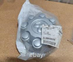 Dodge RAM 2500 3500 Truck OEM Silver Center Hub Cap OXY18PAKAD New Old Stock