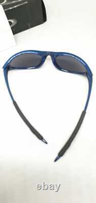 Oakley Iridium Full Rim USA Blue Frame Race Sunglasses 100% authentic