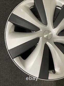 Tesla Model S 2020 19 Tempest OEM Wheel Rim 148628500A Plastic Cover Included