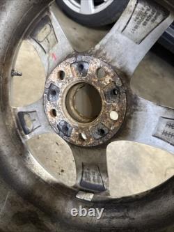 12-18 BMW 320i 328i 428i F30 F32 Sport Jante de roue d'usine Pneus 17x7.5 OEM