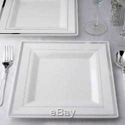 Assiettes Carrées En Plastique Blanches Avec Un Mariage Jetable De Jante Argent