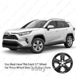 En français, cela se traduirait par : 'Enjoliveurs de roues noires pour jantes de 17 pouces Toyota RAV4 XLE 2019-2024'