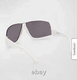 Lunettes de soleil Moncler Vyzer pour hommes à demi-cerclées en acétate blanc à 435 $