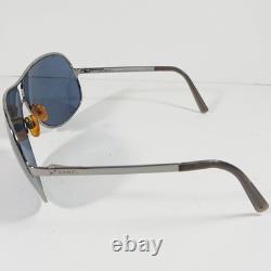 Lunettes de soleil pilote Chanel 4127 c. 108/87 125 à monture argentée avec verres gris et étui