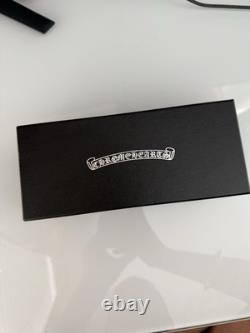 Montures de lunettes Chrome Hearts noires carrées à cerclage complet avec détails de croix argentées