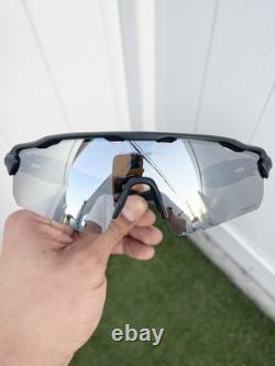 NWT Oakley Radar EV OO9208 9208 Noir Argent Prizm Étui Inclus