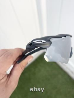 NWT Oakley Radar EV OO9208 9208 Noir Argent Prizm Étui Inclus