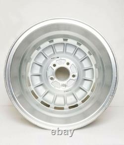 UN OEM Jante de Roue 16 x 6.5 1995-97 Buick Riviera Bord Usiné avec Rayons Argentés