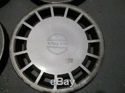Volvo 740 Gl Wheel Centre Caps Chapeaux De Moyeu Rim Tire Couverture Hubcaps Gris Argent 15